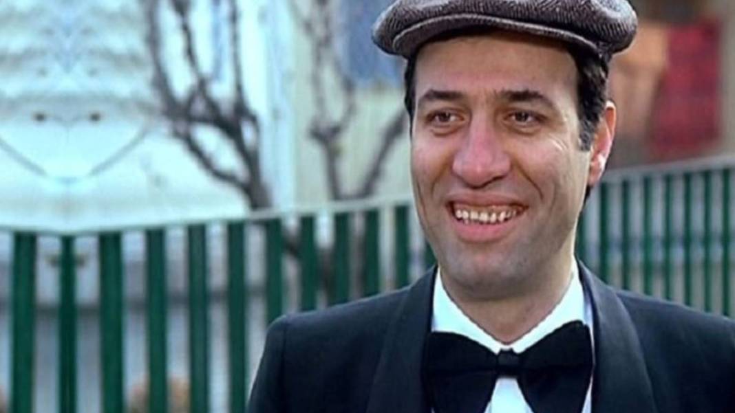 Yediden yetmişe herkesin sevdiği oyuncuydu... Kemal Sunal'ın yer aldığı 7 filmle ilgili ortaya çıkan gerçek herkesi şok etti! 1